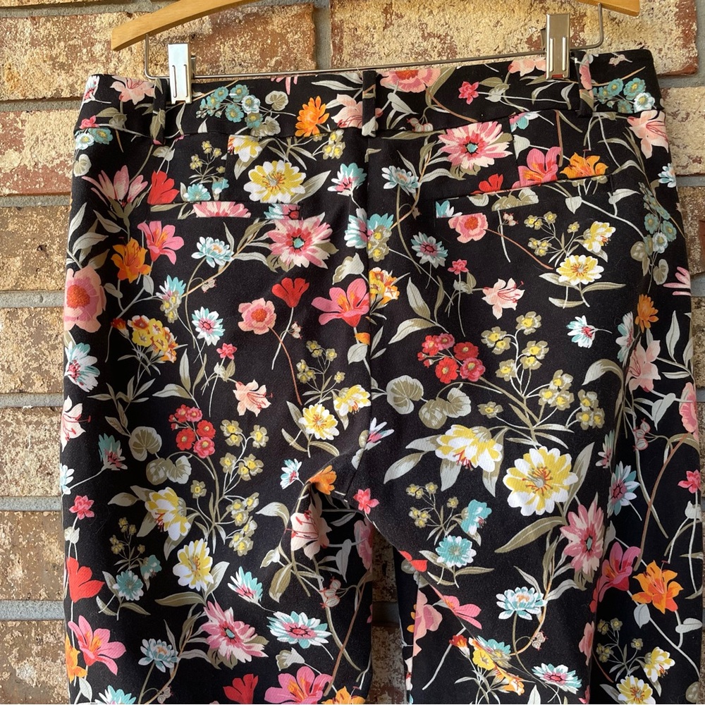 Loft The Riviera Pant Ladies Size 8 Gorgeous Florals! Side Pockets Excellent! - Picture 9 of 11